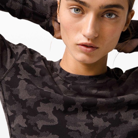 Lululemon Close to Crossing Long Sleeve Rulu Heritage Camo - Black - Size 4 - Picture 3 of 12